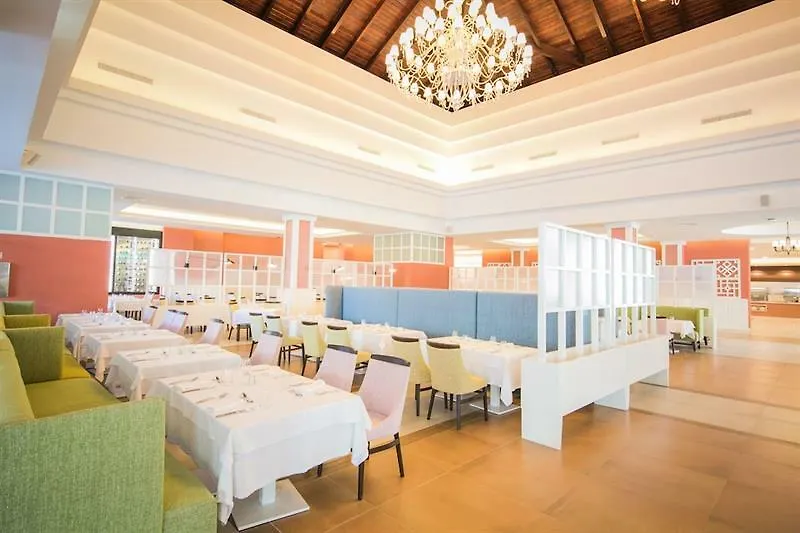 Majestic Elegance Punta Cana Hotel